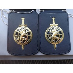 Op maat gemaakte politie- en beveiligingsbadge met leren ID-hoesje