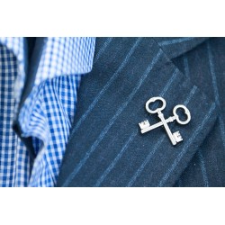 Reliëf pins - eenvoudig en elegant, 3D uitstraling, niet gevuld met gekleurde enmaille
