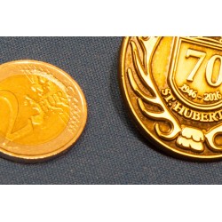 Reliëf pins - eenvoudig en elegant, 3D uitstraling, niet gevuld met gekleurde enmaille