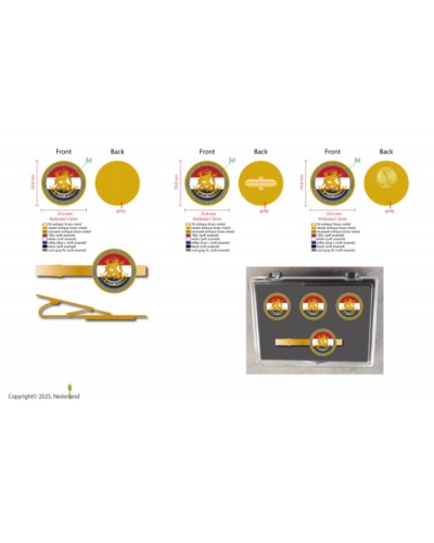 Individuelles Set aus Manschettenknöpfen, Krawattenklammer und Anstecknadel in eleganter Geschenkbox