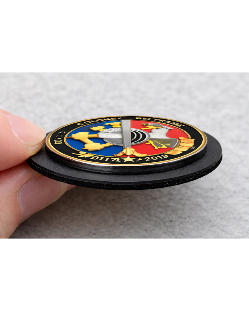 Individuelle Metallabzeichen auf PVC-Trägerplatte – Hybrid-Abzeichen für Militär und Taktik