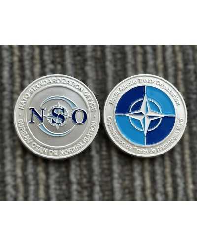 Individuell gestaltete 3D-Militär-Challenge-Coins mit einzigartigen Rändern und antiker Veredelung